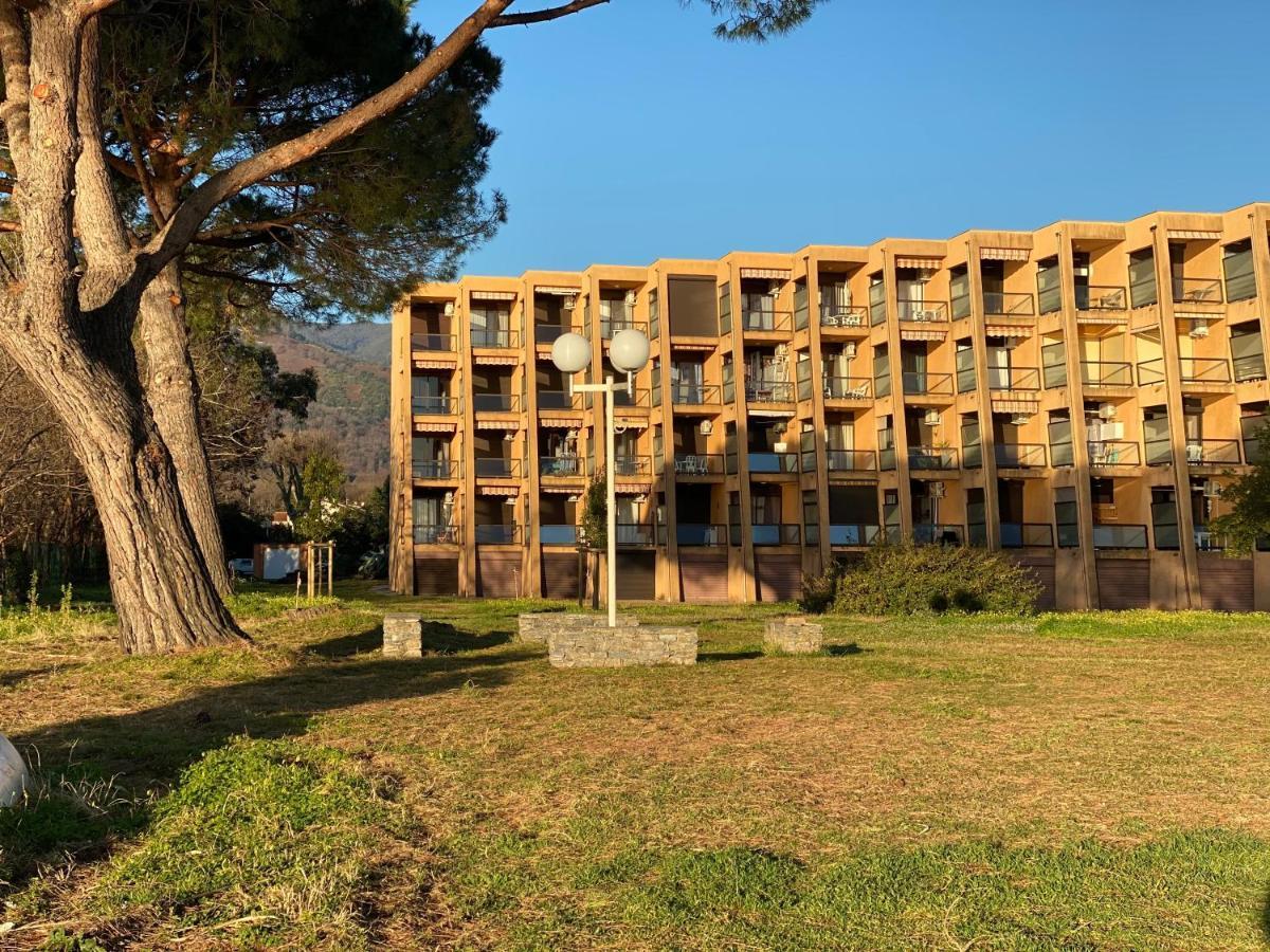 Residence Santa Lucia, Studio Avec Piscine , Vue Mer Et Pied Dans L'Eau , Moriani-Plage Bagian luar foto